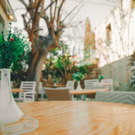 Mell's Alaçatı