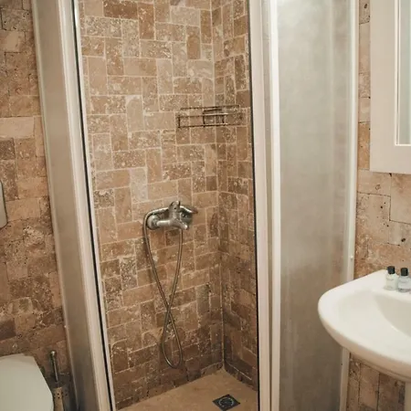 Bed and breakfast Mell's 2*
